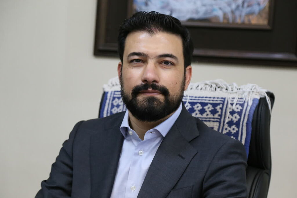 احسان عابدی مدیرکل فرهنگ و ارشاد اسلامی استان یزد قصهگویی نیازمند حفظ و توسعه است