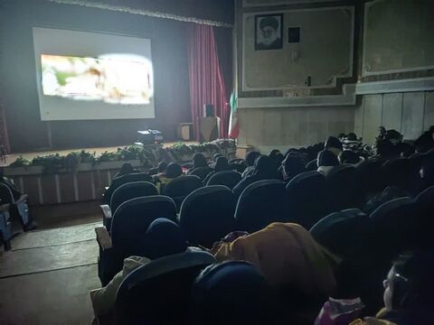 اکران فیلم سینمایی باغ کیانوش در مراکز کانون استان اصفهان