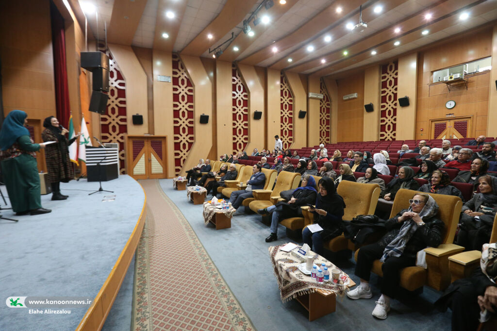 دورهمی فرزانگان کانون پرورش فکری دورهمی فرزانگان کانون پرورش فکری برگزار شد