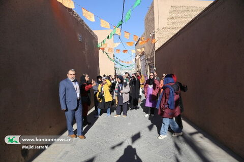 تور یزدگردی میهمانان ایرانی و خارجی جشنواره بینالمللی قصهگویی