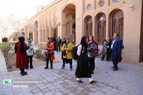 تور یزدگردی میهمانان ایرانی و خارجی جشنواره بینالمللی قصهگویی