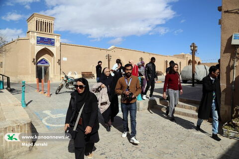 تور یزدگردی میهمانان ایرانی و خارجی جشنواره بینالمللی قصهگویی