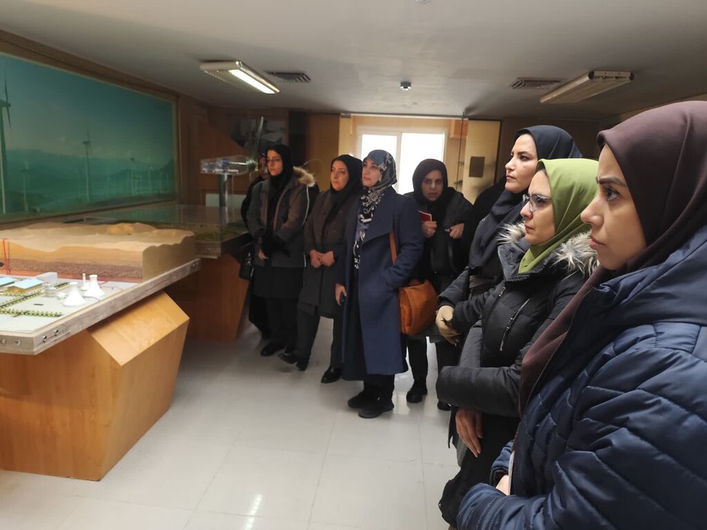 بازدید از سایت انرژیهای تجدید پذیر طالقان؛ گامی در جهت توسعه پایدار