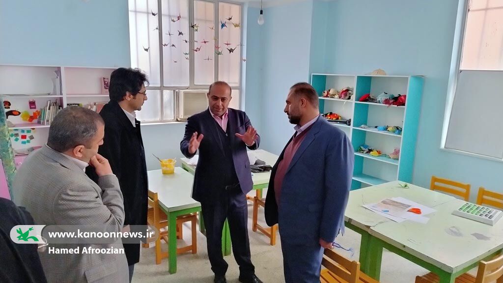 نمایشگاه دستاوردهای کانون پرورش فکری در کیاسر برگزار شد مدیرکل امورمالی و ذیحسابی کانون از مراکز کانون در ساری بازید کرد