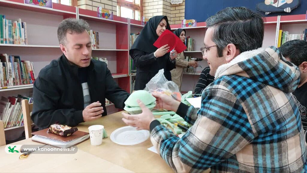برگزاری دوره ساخت عروسکهای نمایشی در کانون استان زنجان