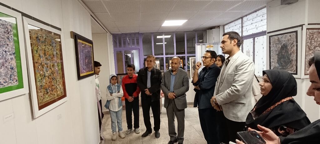 برپایی نمایشگاه نقاشی آثار اعضای مرکز فرهنگی هنری کانون پرورش فکری دهدشت