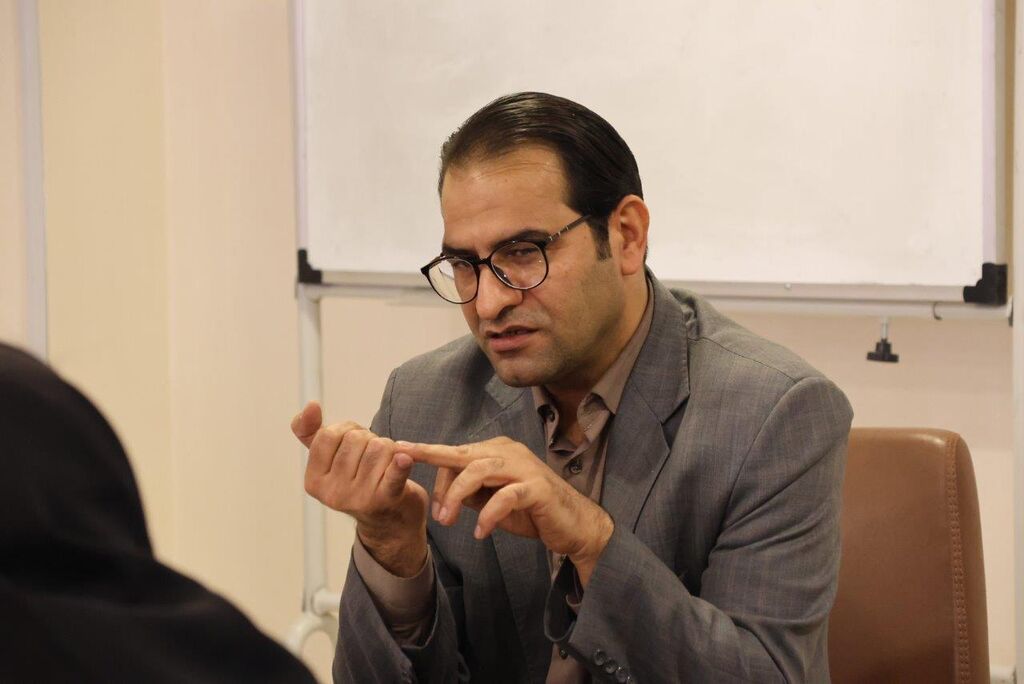 گفتوگو با اسماعیل اللهدادی، شاعر و نویسندهی کودک و نوجوان