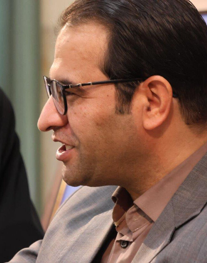 گفتوگو با اسماعیل اللهدادی، شاعر و نویسندهی کودک و نوجوان