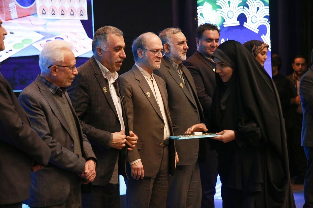 اسباببازیهای کانون برگزیده نهمین جشنواره فیروزه شدند