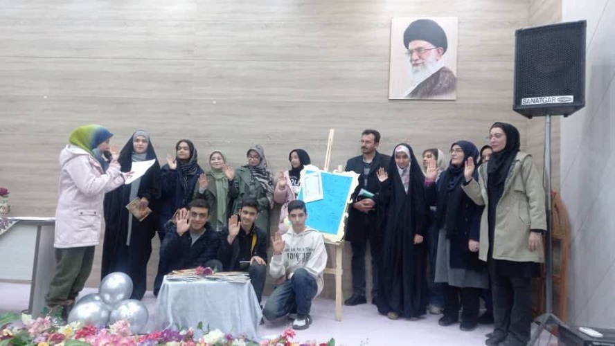 پویش استانی کتابخوانی و نقد ادبی"بذار کنار کتاب بردار"