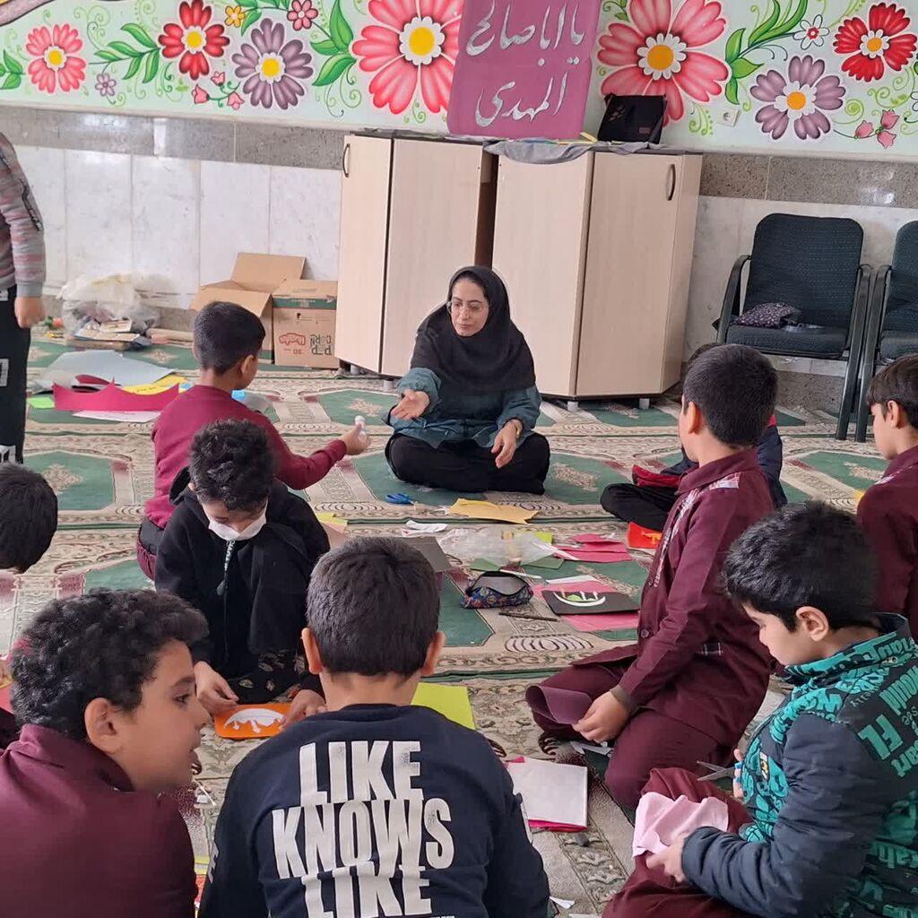 برگزاری کارگاه کارت پستال سازی در دامغان