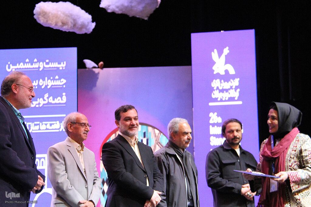 خوشحالم که بخشی از جریان جشنواره قصهگویی هستم