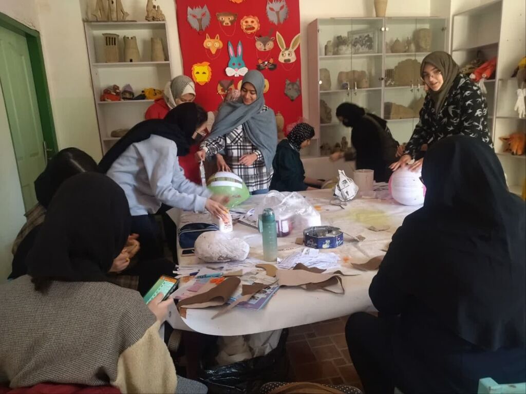 موفقیت گروههای تاتر مرکز فرهنگی شماره ۱ گناباد در مرحله مقدماتی جشنواره «امید فردا»