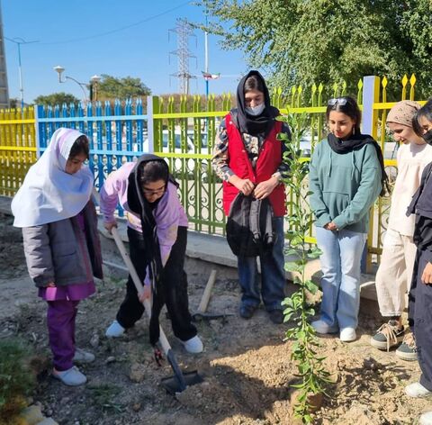 کودکان و نوجوانان، آینده سبز را می‌کارند