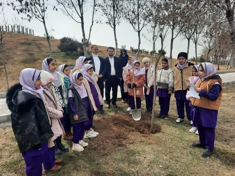 گزارش تصویری گرامی‌داشت روز درخت‌کاری در مراکز فرهنگی و هنری کانون استان قزوین