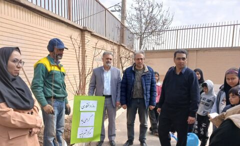 گزارش تصویری گرامی‌داشت روز درخت‌کاری در مراکز فرهنگی و هنری کانون استان قزوین