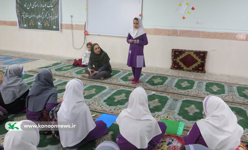 پیک امید کانون استان بوشهر میهمان بچه های دبستان مکتب زهرا (س) برازجان