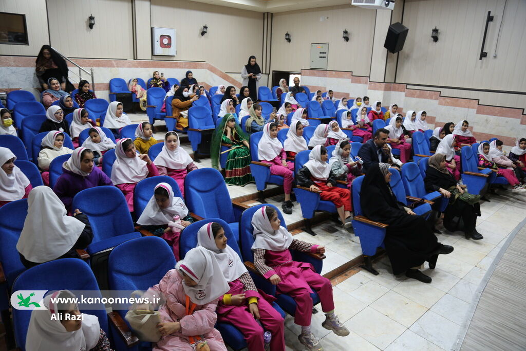 نخستین جشنواره نقالی و قصهگویی بوشهر برگزار شد