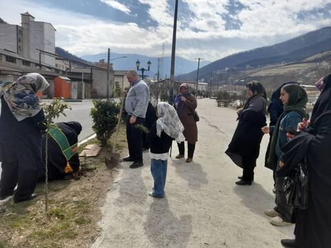 روز درختکاری با چاشنی «آسنی» در مازندران