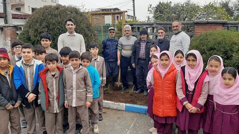 روز درختکاری با چاشنی «آسنی» در مازندران