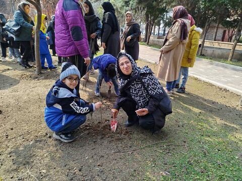 روز درختکاری با چاشنی «آسنی» در مازندران