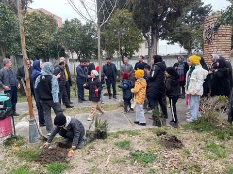 روز درختکاری با چاشنی «آسنی» در مازندران