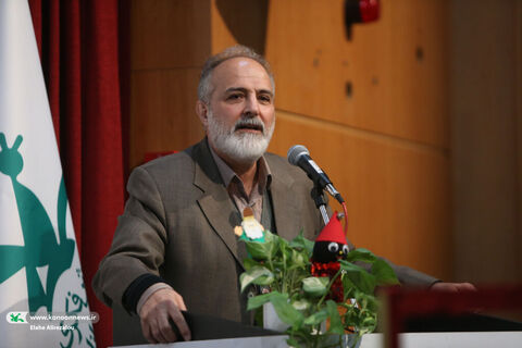 گردهمایی بزرگ کانون تئاتر کودک و نوجوان و انجمن نمایشگران عروسکی خانه تئاتر