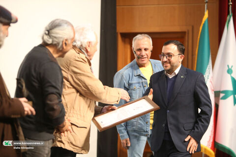 گردهمایی بزرگ کانون تئاتر کودک و نوجوان و انجمن نمایشگران عروسکی خانه تئاتر