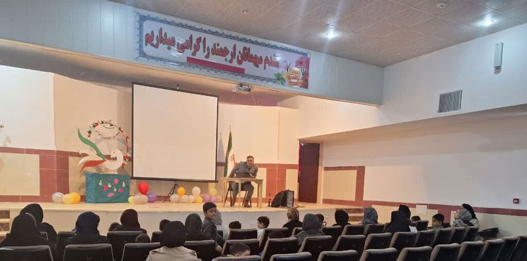 برگزاری نشستهای آموزشی در مراکز فرهنگی و هنری کانون استان قزوین