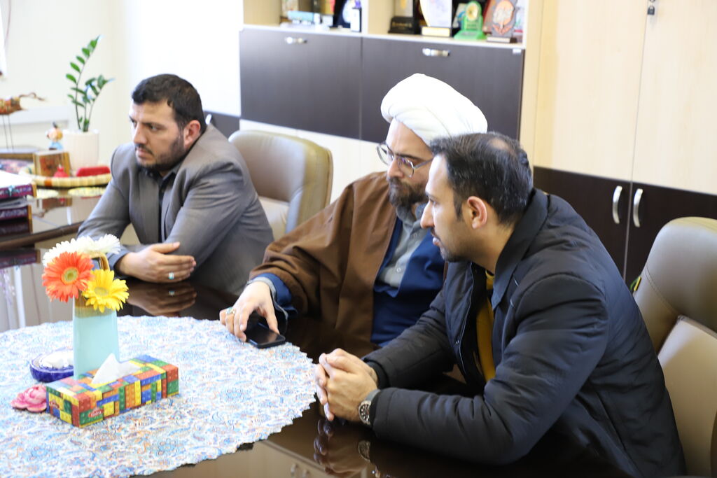 فعالیت قرآنی زندگی با آیه ها در مراکز کانون