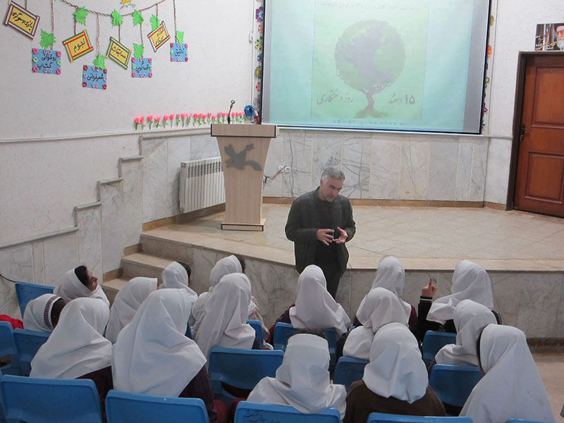 پویش ملی درختکاری در مراکز کانون استان اردبیل؛ کودکان و نوجوانان سفیران سبز طبیعت شدند