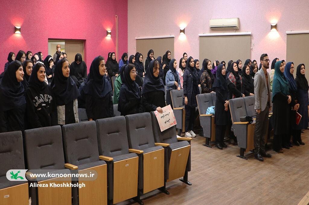 برگزاری همایش علمی آشنایی با اصول ساخت و پرواز هواپیما در  رشت