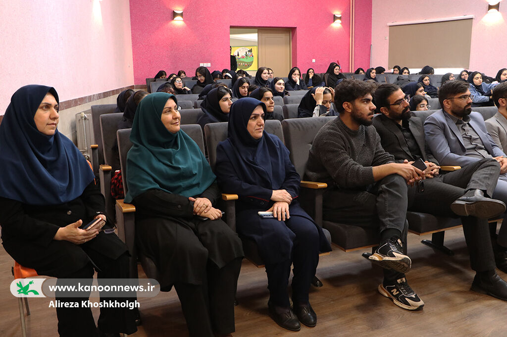 برگزاری همایش علمی آشنایی با اصول ساخت و پرواز هواپیما در  رشت