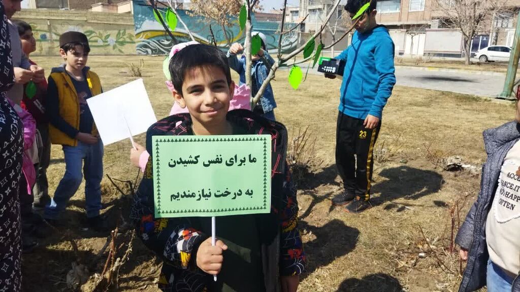 اقدام کودکان و نوجوانان کانونی در حفاظت از محیط زیست اقدام کودکان و نوجوانان کانونی در حفاظت از محیط زیست