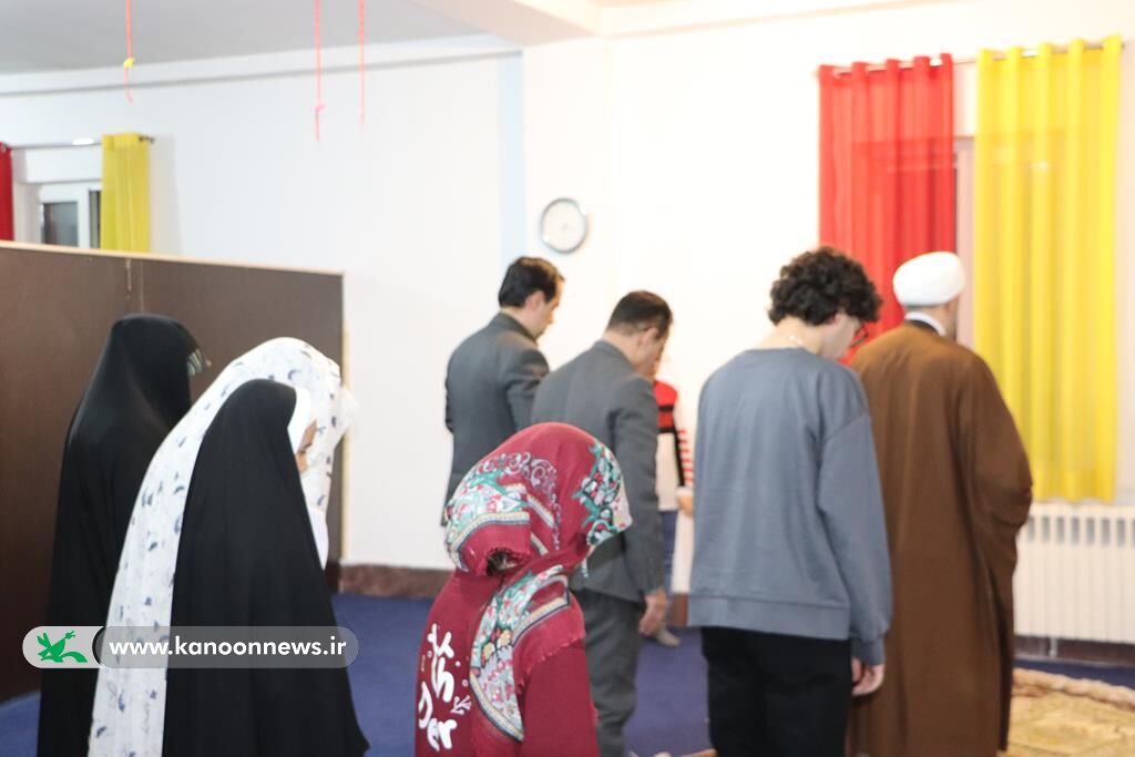 ضیافت افطار همراه با روزهاولیها در مجتمع فرهنگی هنری گرگان