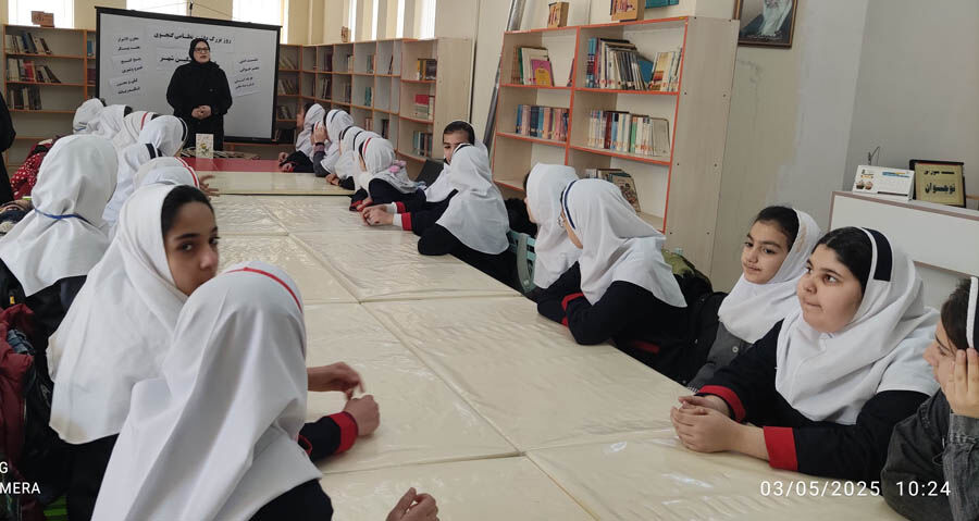 برنامههای بزرگداشت حکیم نظامی گنجوی در مراکز کانون استان اردبیل برگزار شد