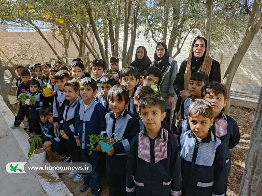 سفیران سبز یزد طرح سفیران سبز در سراسر استان یزد اجرا شد