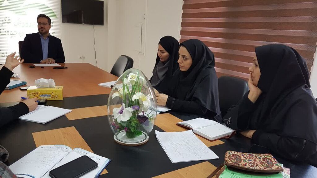 نشست بیستو نهم شورای فرهنگی کانون کرمانشاه