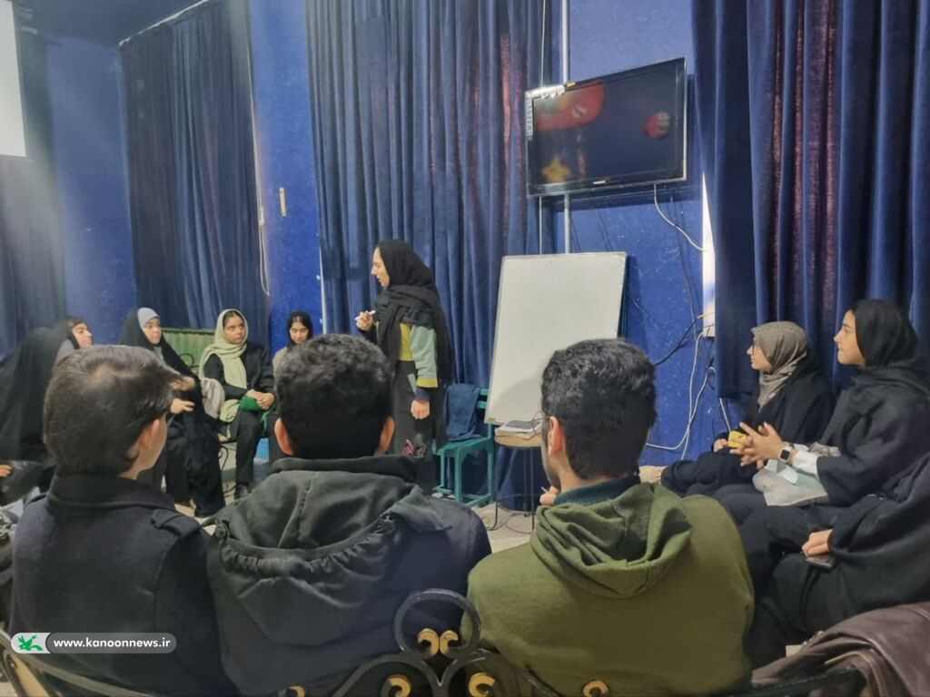 دومین نشست جشنواره ادبی خاتم دومین نشست جشنواره داستان خاتم