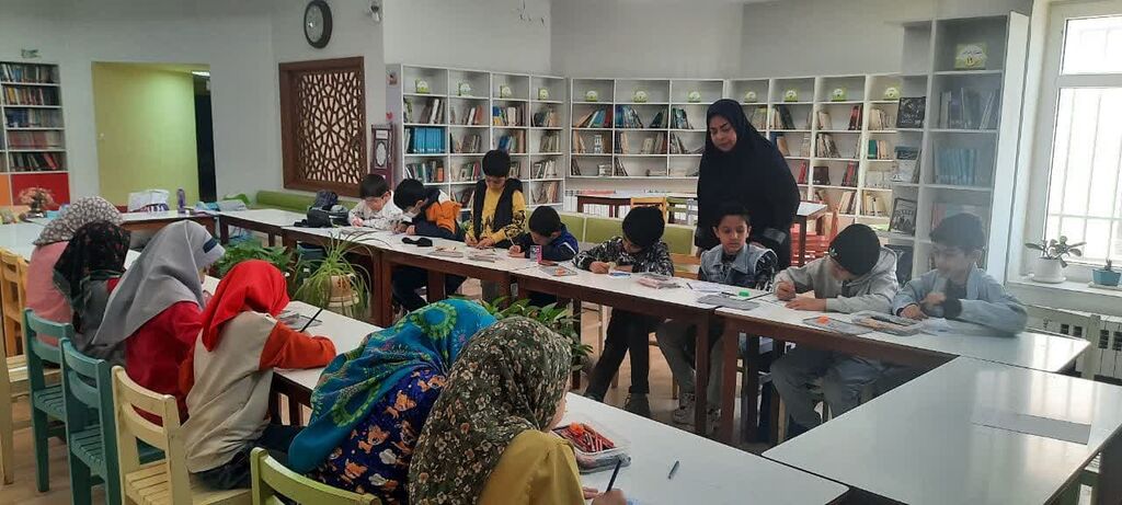 قصه های قرآنی آشنایی اعضا با قصههای قرآنی در مرکز فرهنگی شماره ۱ نیشابور