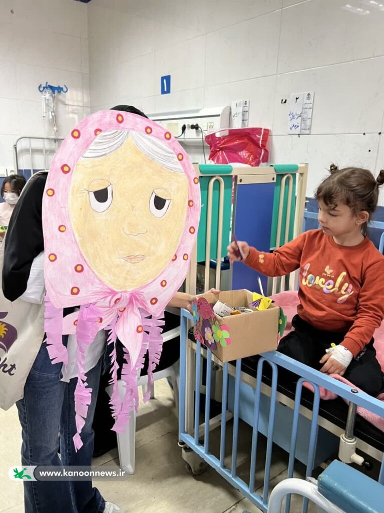 نوروزخوانی کانونیاران گنبدکاووس در بیمارستان طالقانی گنبدکاووس