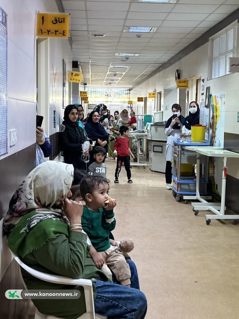 نوروزخوانی کانونیاران گنبدکاووس در بیمارستان طالقانی گنبدکاووس