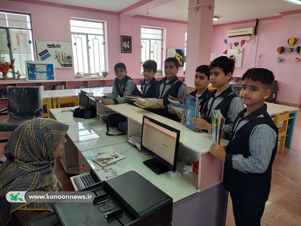 امانت بیش از ۶۰۰۰جلد کتاب در اسفند ۱۴۰۳