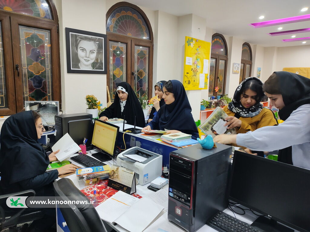امانت بیش از ۶۰۰۰جلد کتاب در اسفند ۱۴۰۳