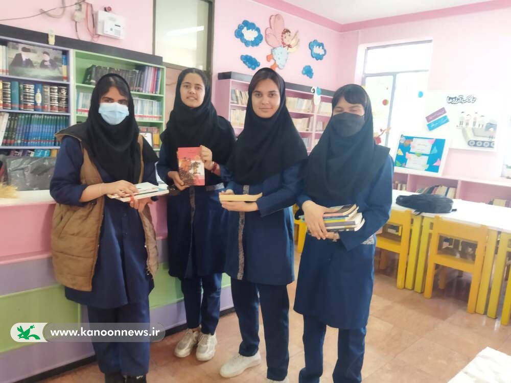 امانت بیش از ۶۰۰۰جلد کتاب در اسفند ۱۴۰۳