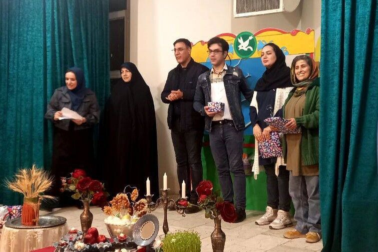 8 برگزاری ویژه برنامه مرغک و بهار در مرکز ۸ تهران