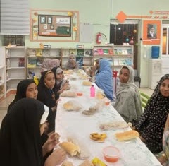 پیشواز نوروز با ساخت ماگهای دستساز در مرکز گلشهر