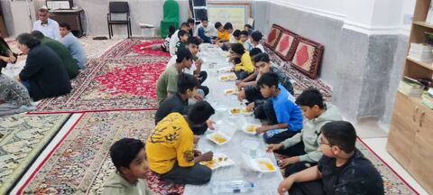 سفره های با صفای ضیافت افطاری کانونی های هرمزگان