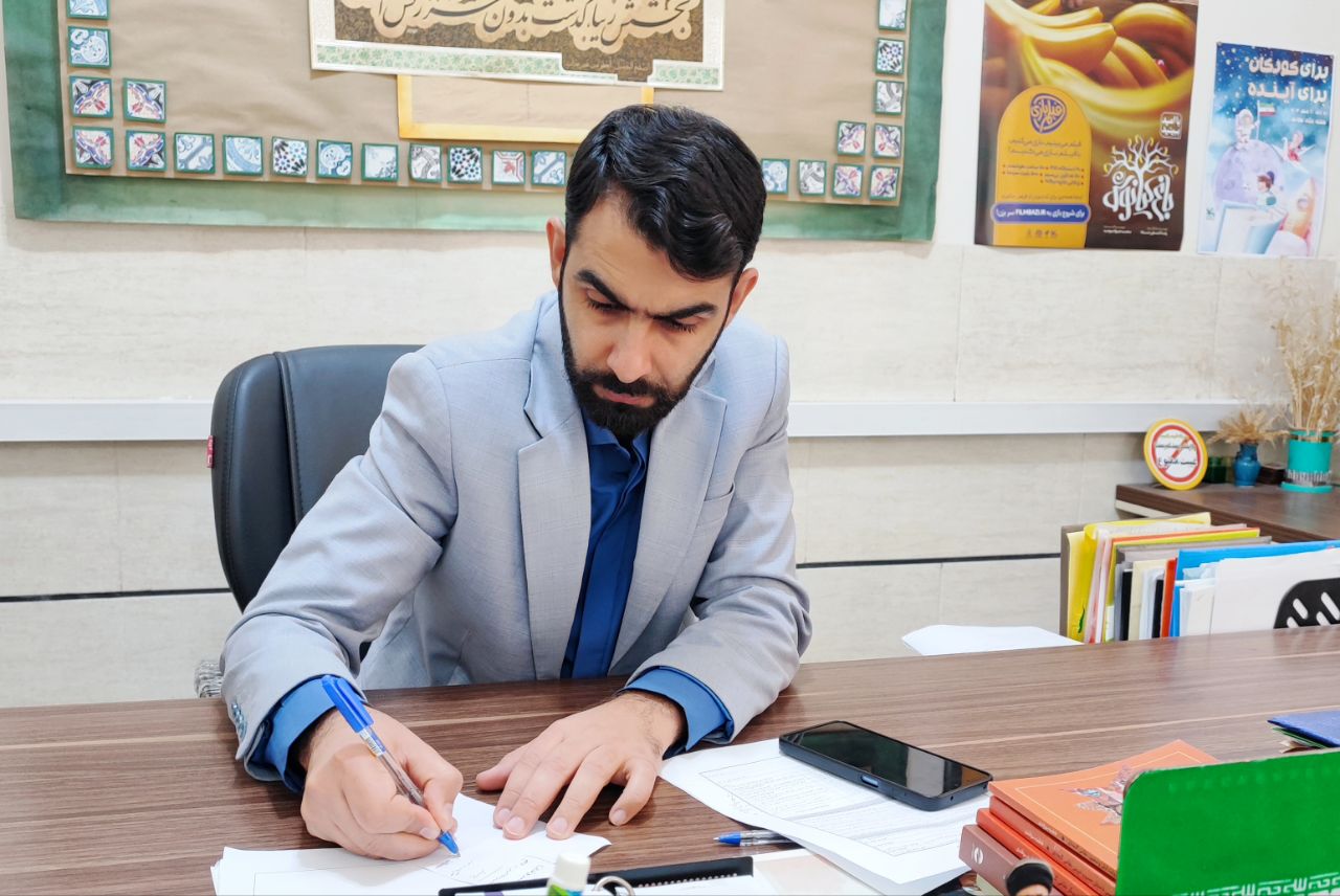 طرح «۱۴ کتاب ۱۴ روزِ بهاری» در خوزستان؛ تلاشی برای غنیسازی اوقات فراغت و ترویج فرهنگ کتابخوانی