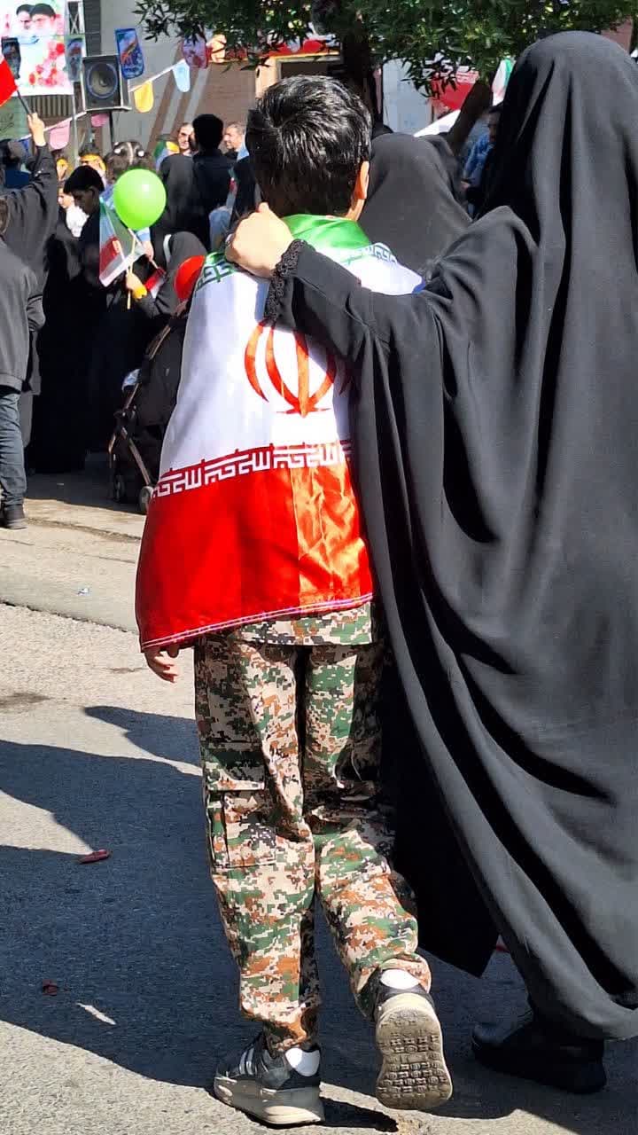 برگزیدگان چهارمین مهرواره عکاسی «قهرمان خانه ما»